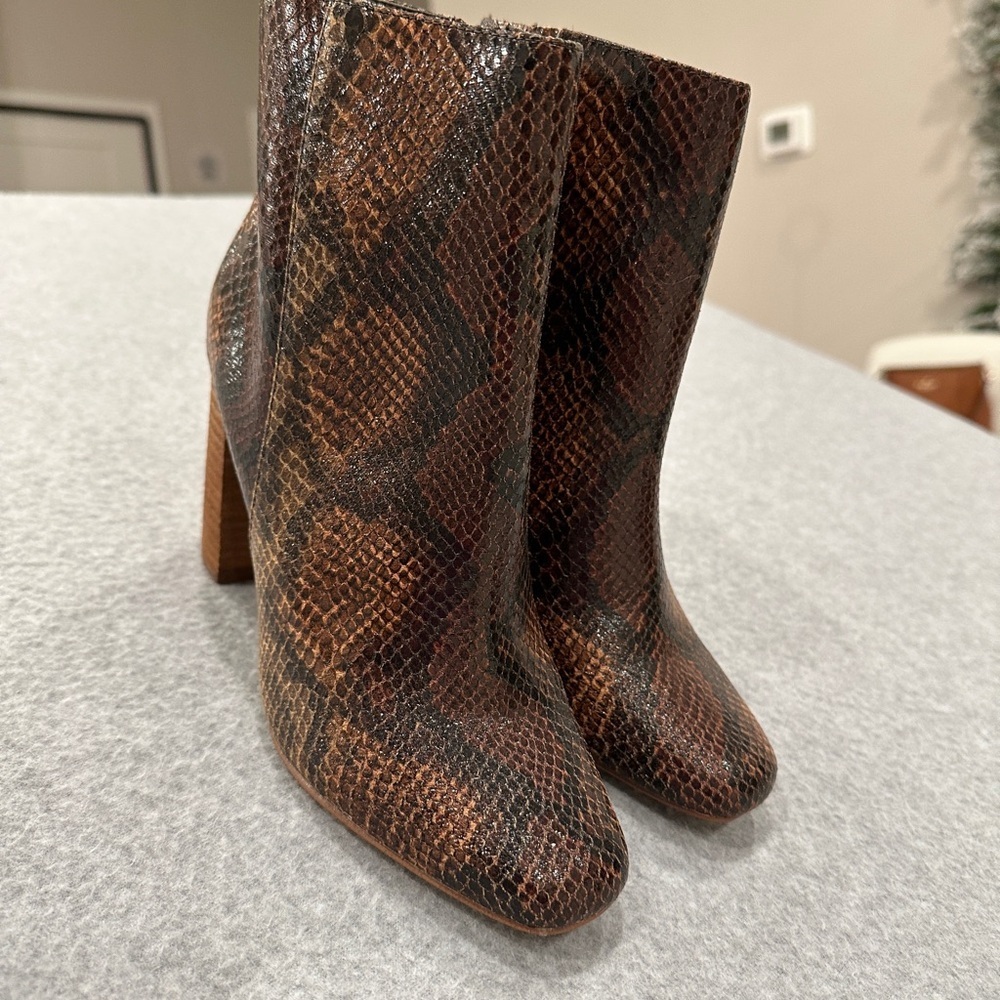 Zigi Soho Faux Snake Skin ankle boots - Picture 2 of 8